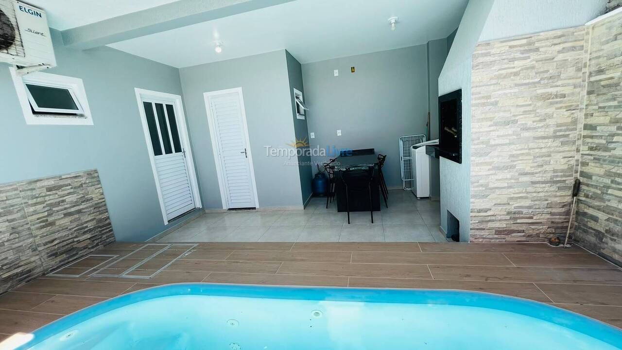 Casa para alquiler de vacaciones em Bombinhas (Canto Grande)