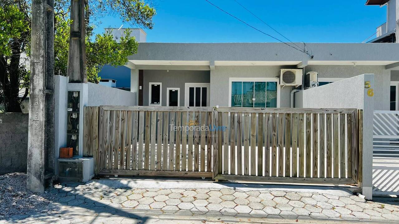 Casa para alquiler de vacaciones em Bombinhas (Canto Grande)