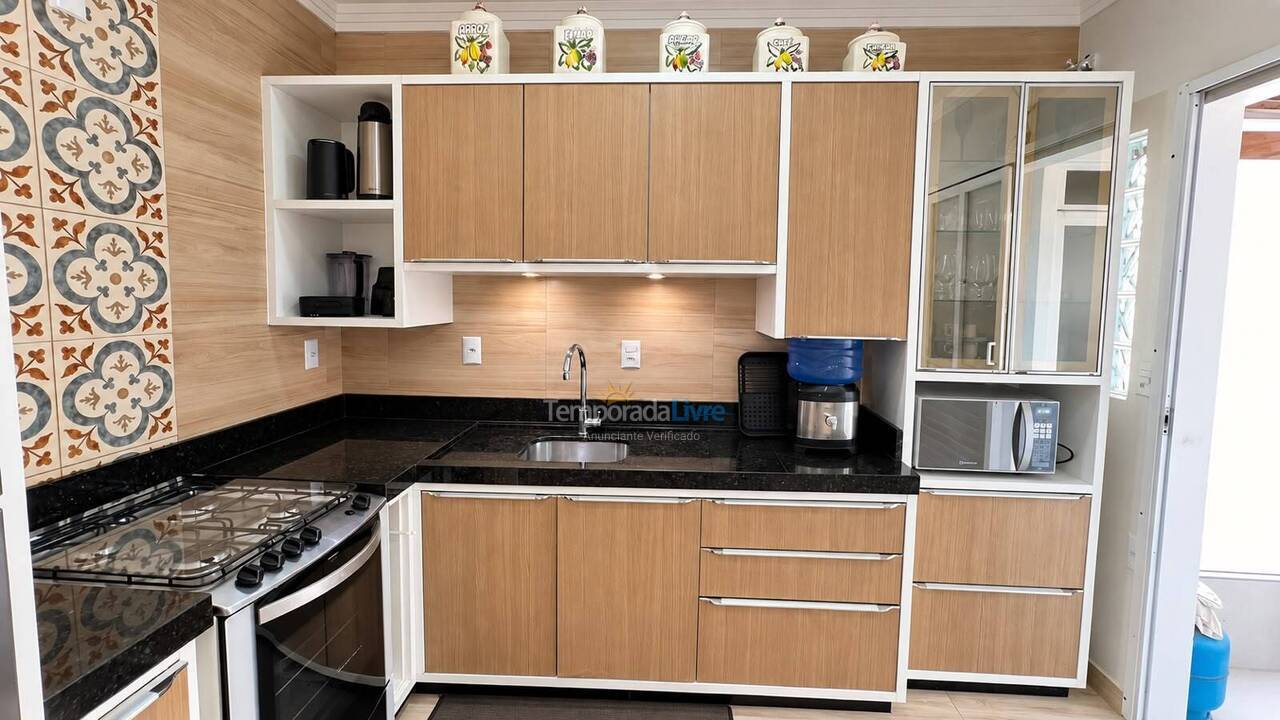 Apartment for vacation rental in Bombinhas (Canto Grande)