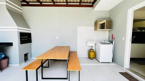House with 2 bedrooms on Mariscal Beach