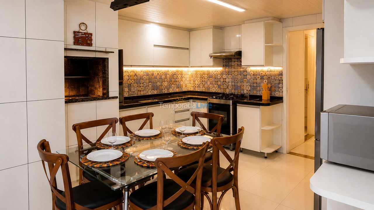 Apartamento para alquiler de vacaciones em Matinhos (Caiobá)