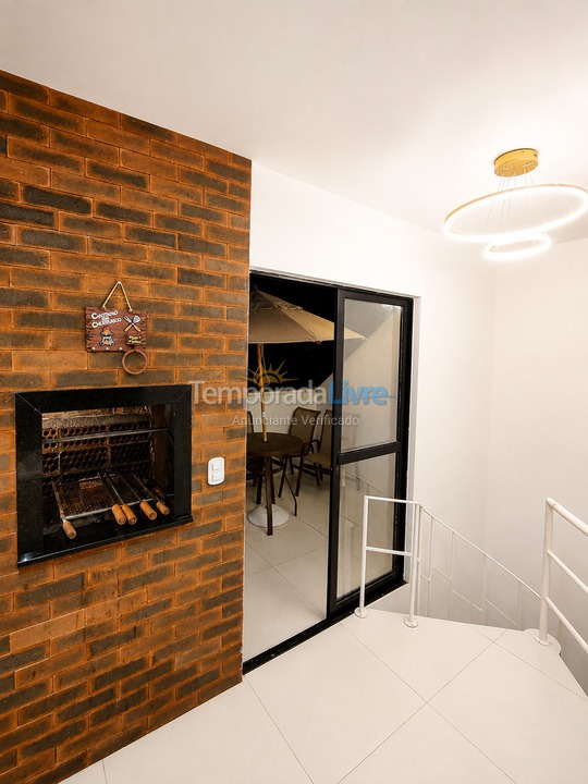 Apartamento para aluguel de temporada em Matinhos (Caiobá)