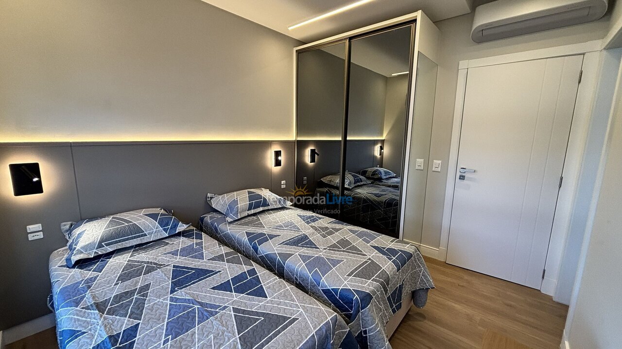 Apartamento para alquiler de vacaciones em Bombinhas (Praia de Bombas)