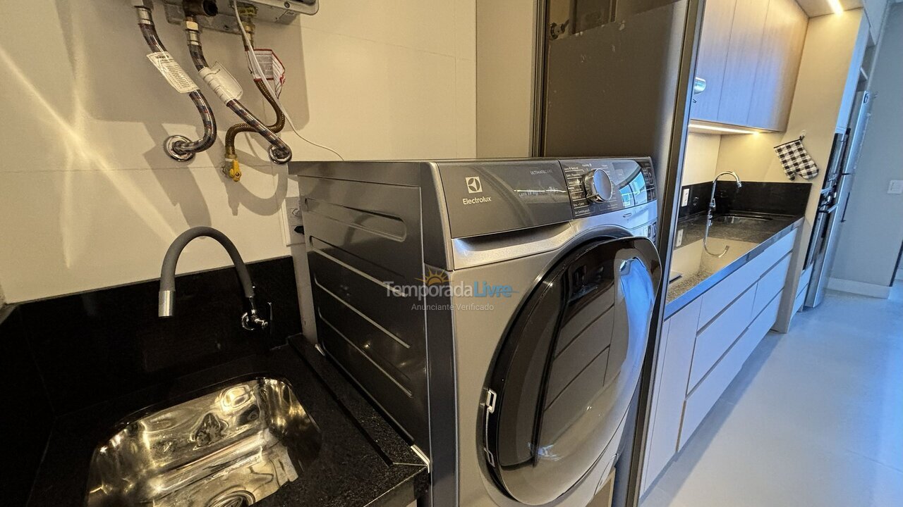 Apartamento para alquiler de vacaciones em Bombinhas (Praia de Bombas)