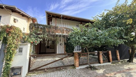 Apartment for rent in Bombinhas - Praia de Bombas