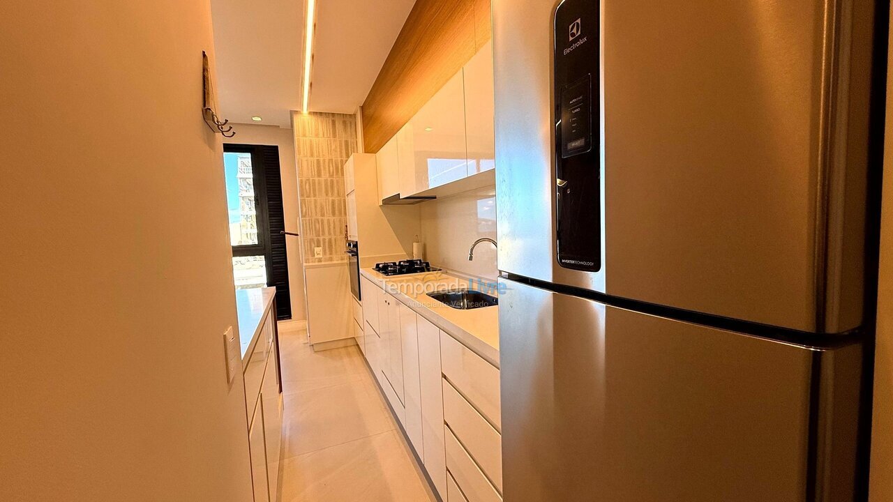 Apartamento para aluguel de temporada em Bombinhas (Praia de Bombas)