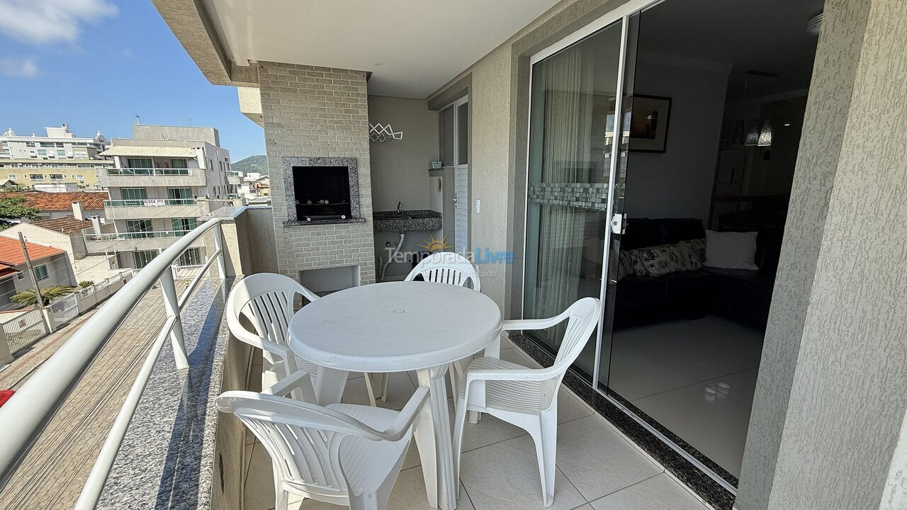 Apartamento para aluguel de temporada em Bombinhas (Praia de Bombas)