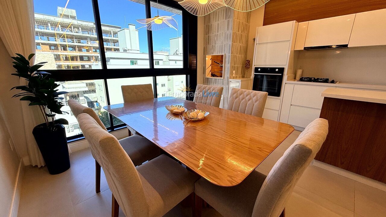 Apartamento para aluguel de temporada em Bombinhas (Praia de Bombas)