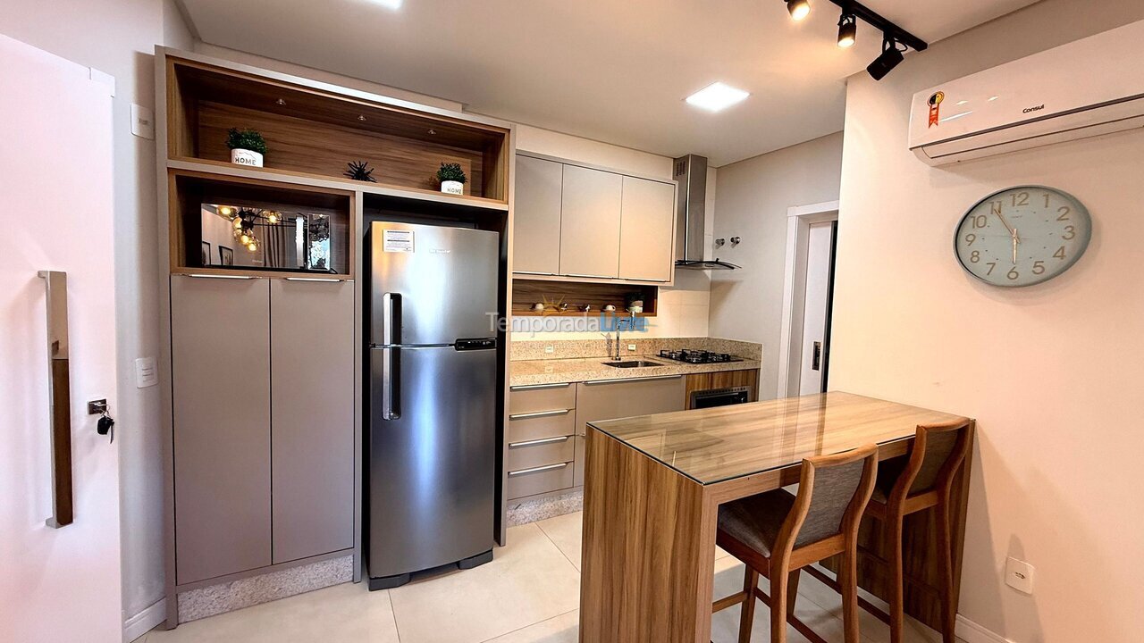 Apartment for vacation rental in Bombinhas (Praia de Bombas)
