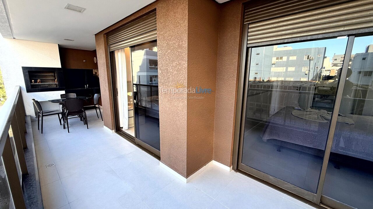 Apartment for vacation rental in Bombinhas (Praia de Bombas)