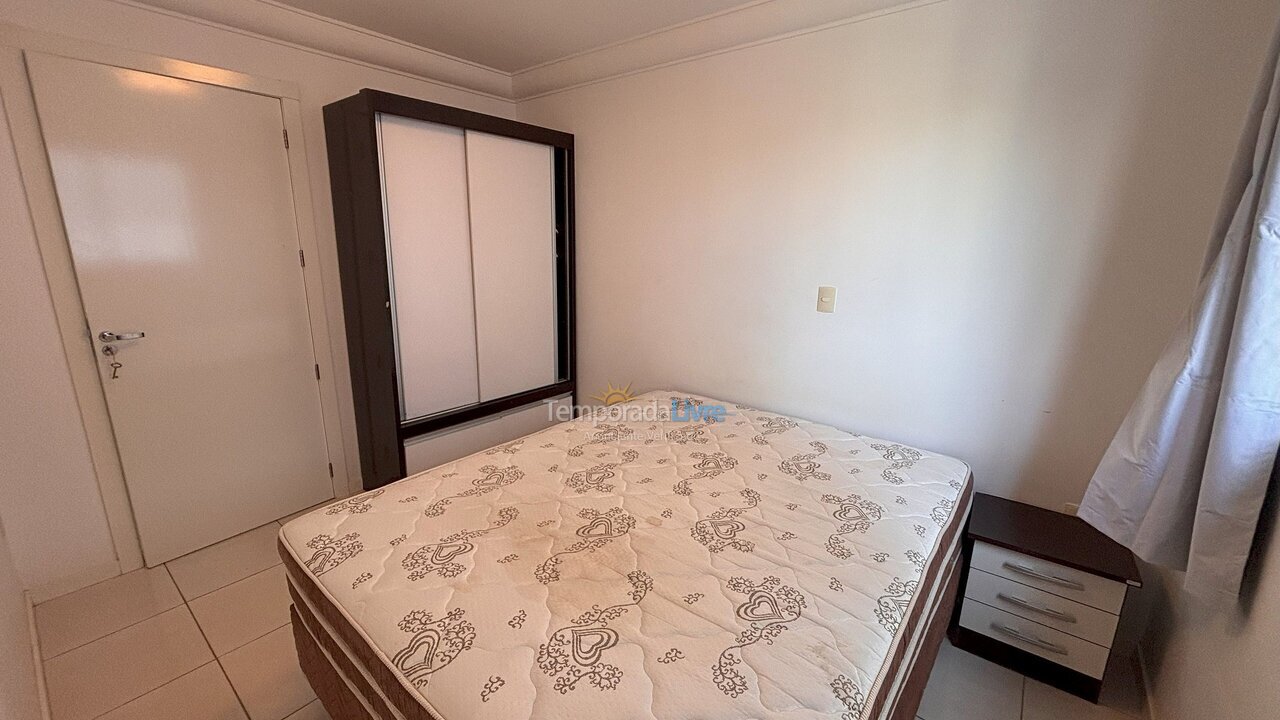 Apartment for vacation rental in Bombinhas (Praia de Bombas)