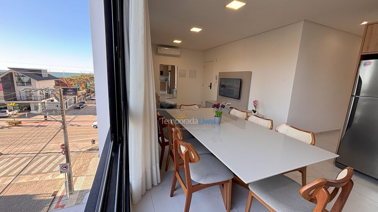 Apartamento para aluguel de temporada em Bombinhas (Praia de Bombas)