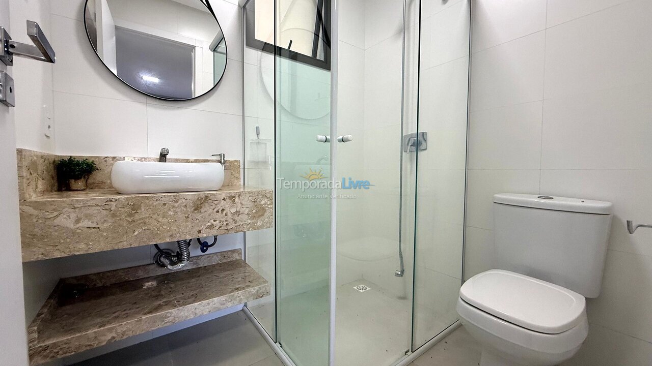 Apartment for vacation rental in Bombinhas (Praia de Bombas)