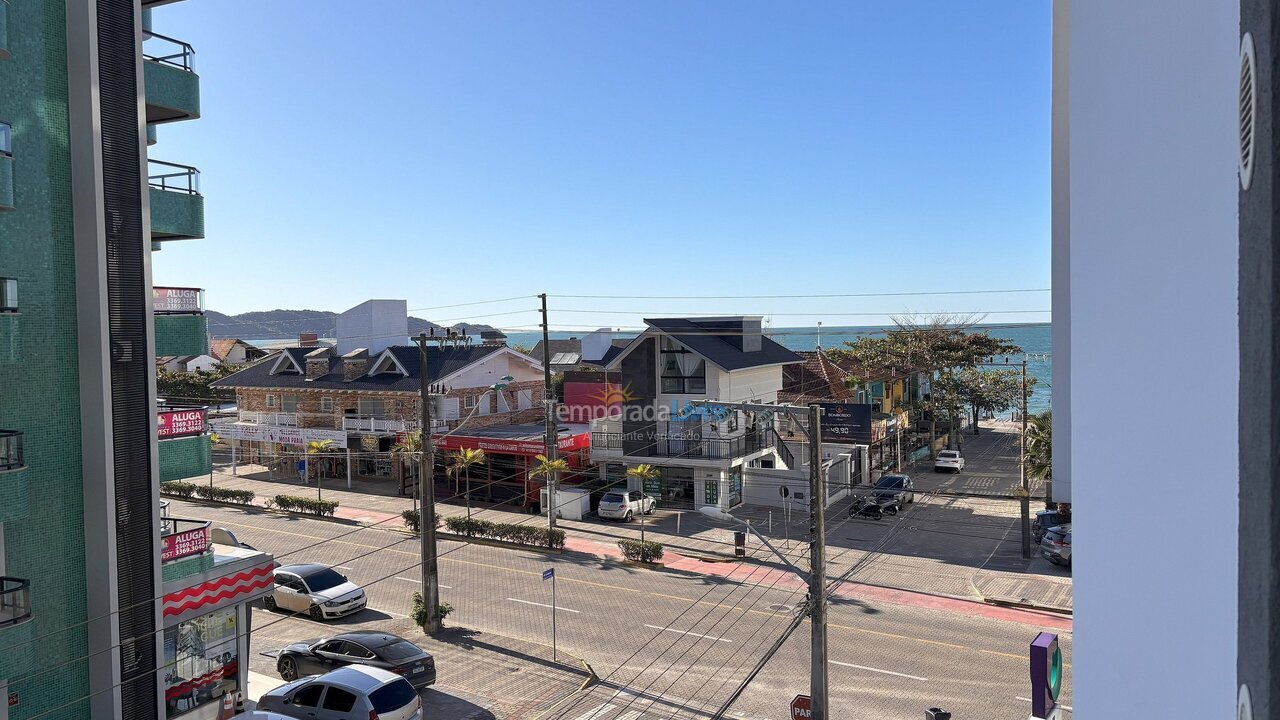 Apartamento para aluguel de temporada em Bombinhas (Praia de Bombas)