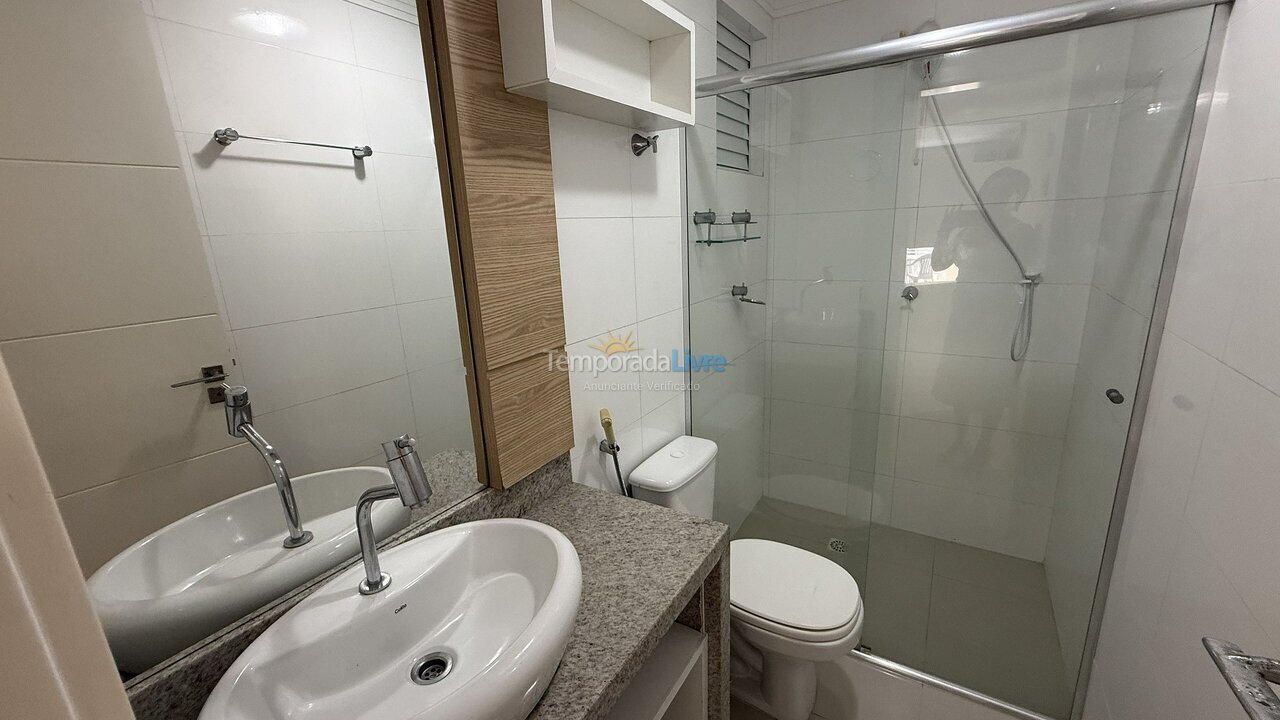 Apartamento para aluguel de temporada em Bombinhas (Praia de Bombas)
