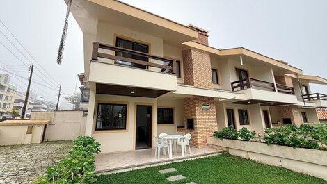 Apartment for rent in Bombinhas - Praia de Bombas
