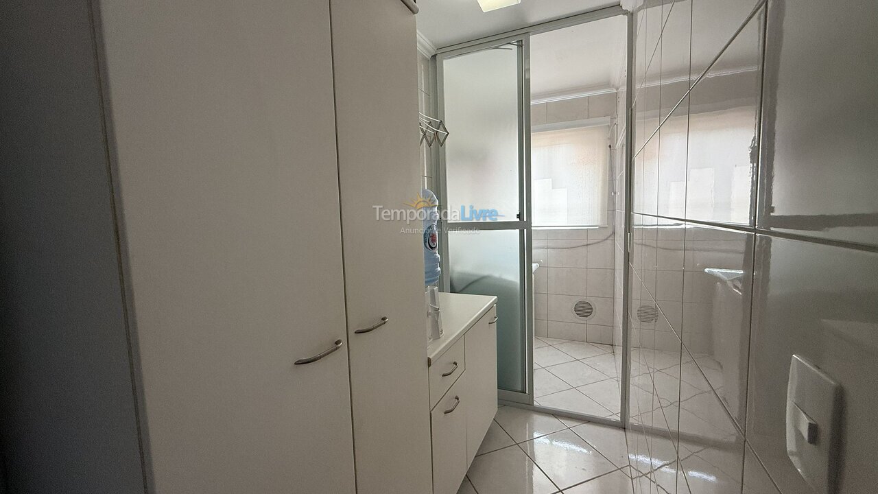 Apartment for vacation rental in Bombinhas (Praia de Bombas)