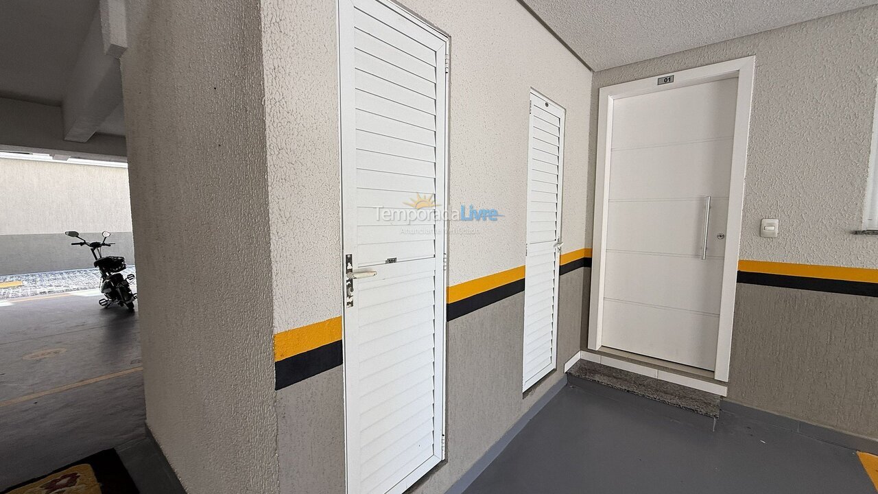 Apartamento para aluguel de temporada em Bombinhas (Praia de Bombas)