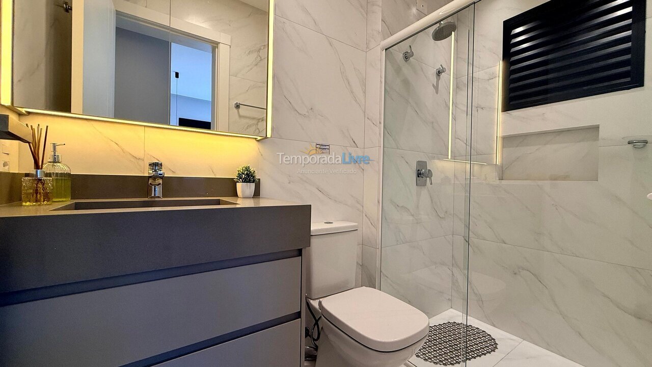 Apartamento para aluguel de temporada em Bombinhas (Praia de Bombas)