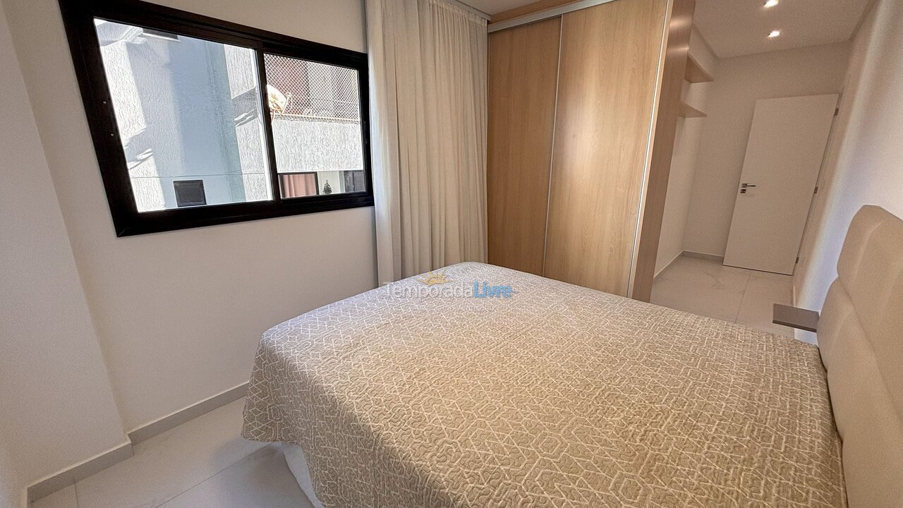 Apartamento para aluguel de temporada em Bombinhas (Praia de Bombas)