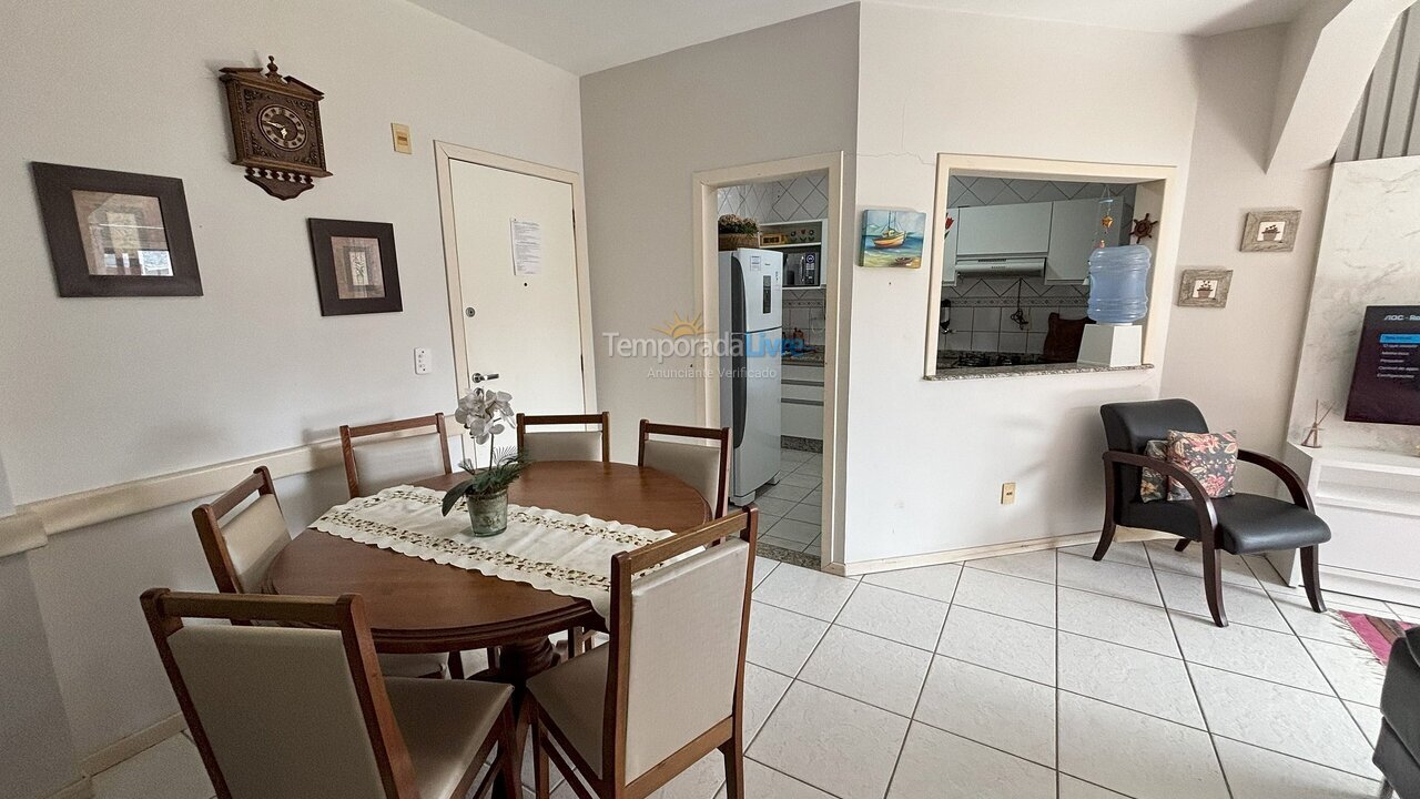Apartamento para aluguel de temporada em Bombinhas (Praia de Bombas)