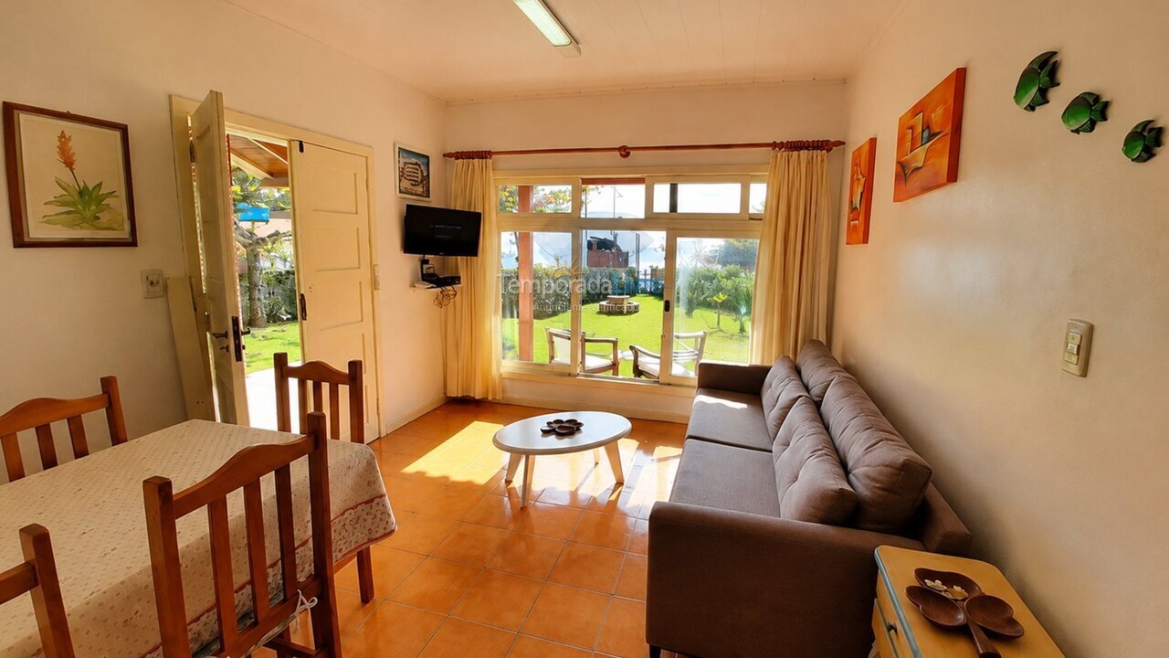 Apartamento para aluguel de temporada em Bombinhas (Praia de Bombas)