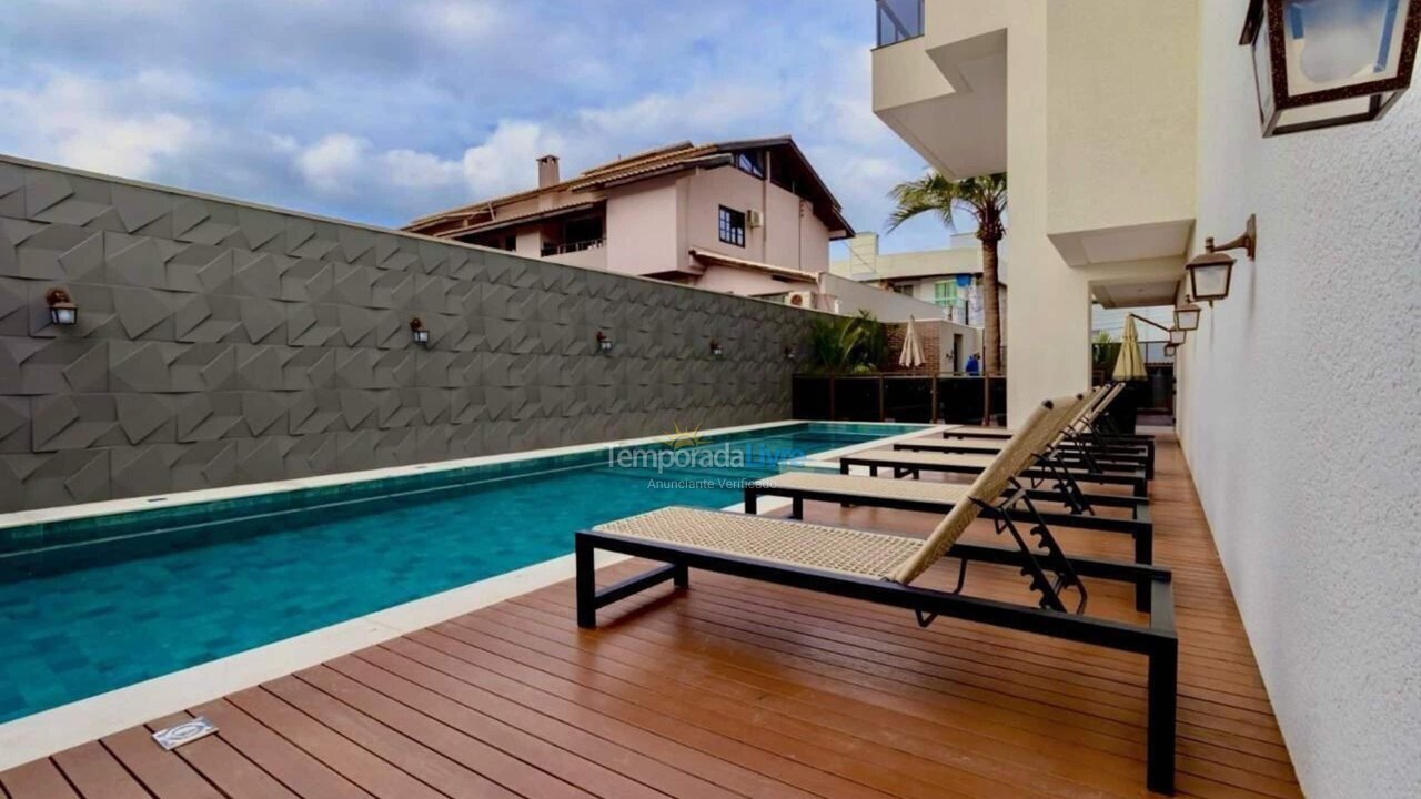 Apartamento para aluguel de temporada em Bombinhas (Praia de Bombas)