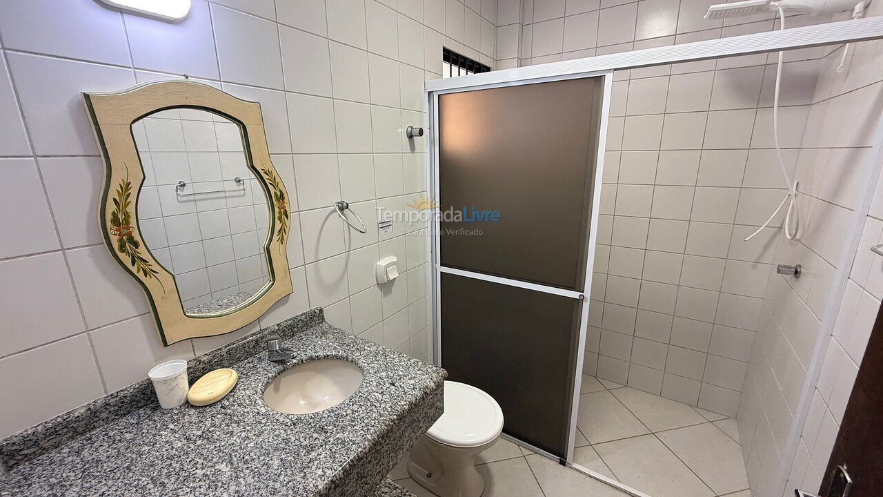 Apartment for vacation rental in Bombinhas (Praia de Bombas)