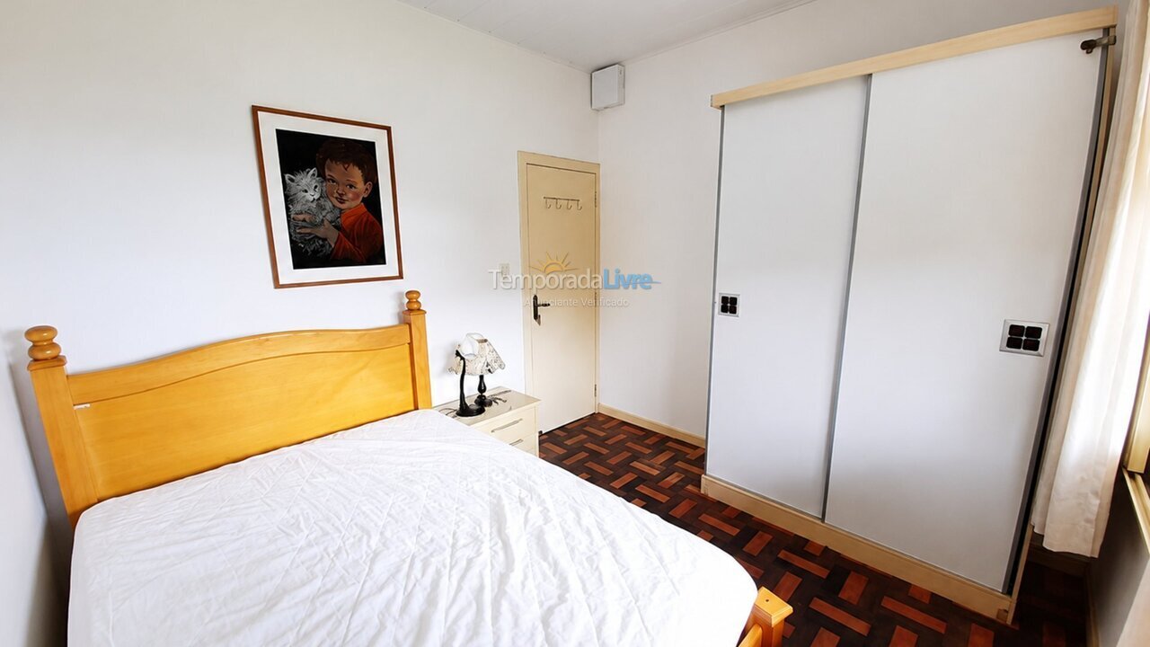 Apartamento para aluguel de temporada em Bombinhas (Praia de Bombas)