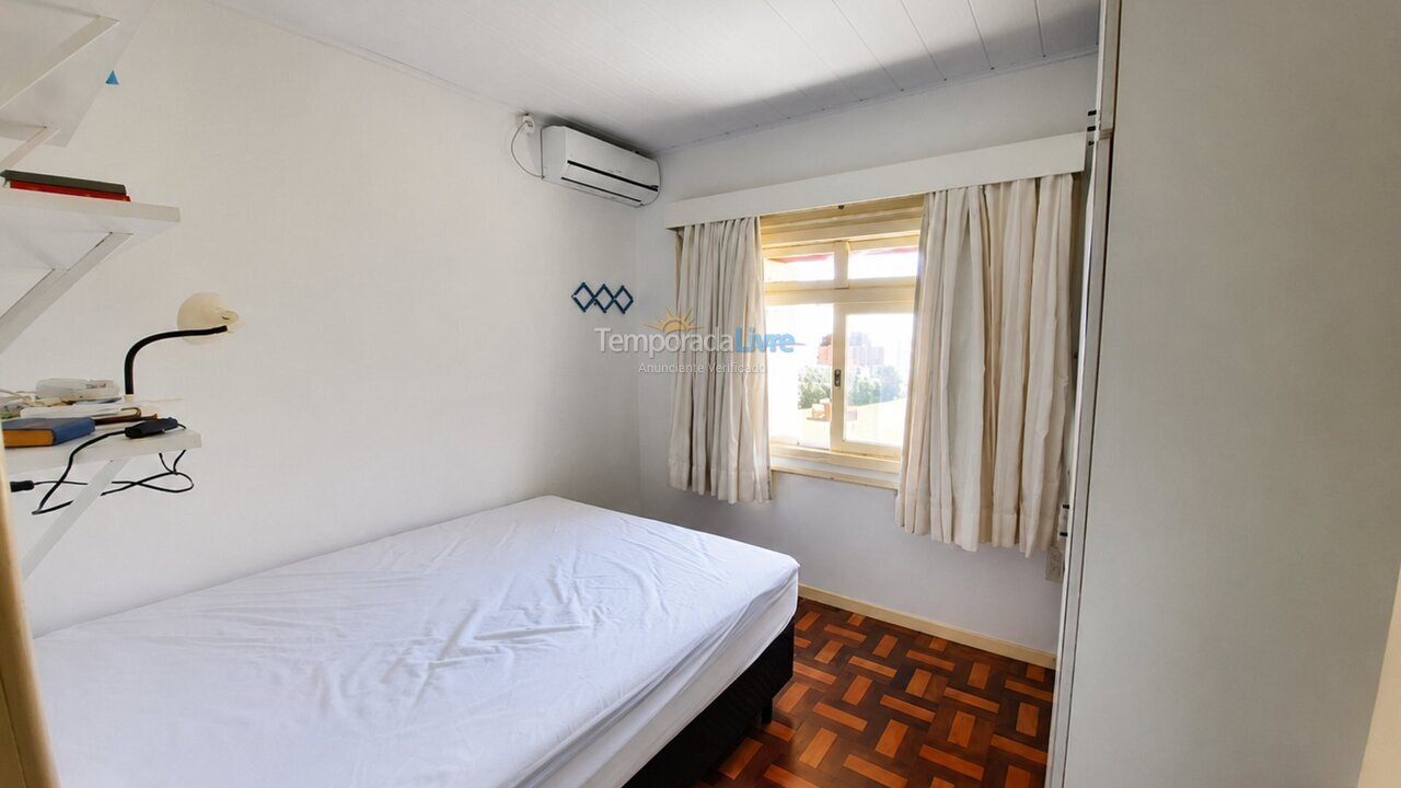 Apartamento para aluguel de temporada em Bombinhas (Praia de Bombas)