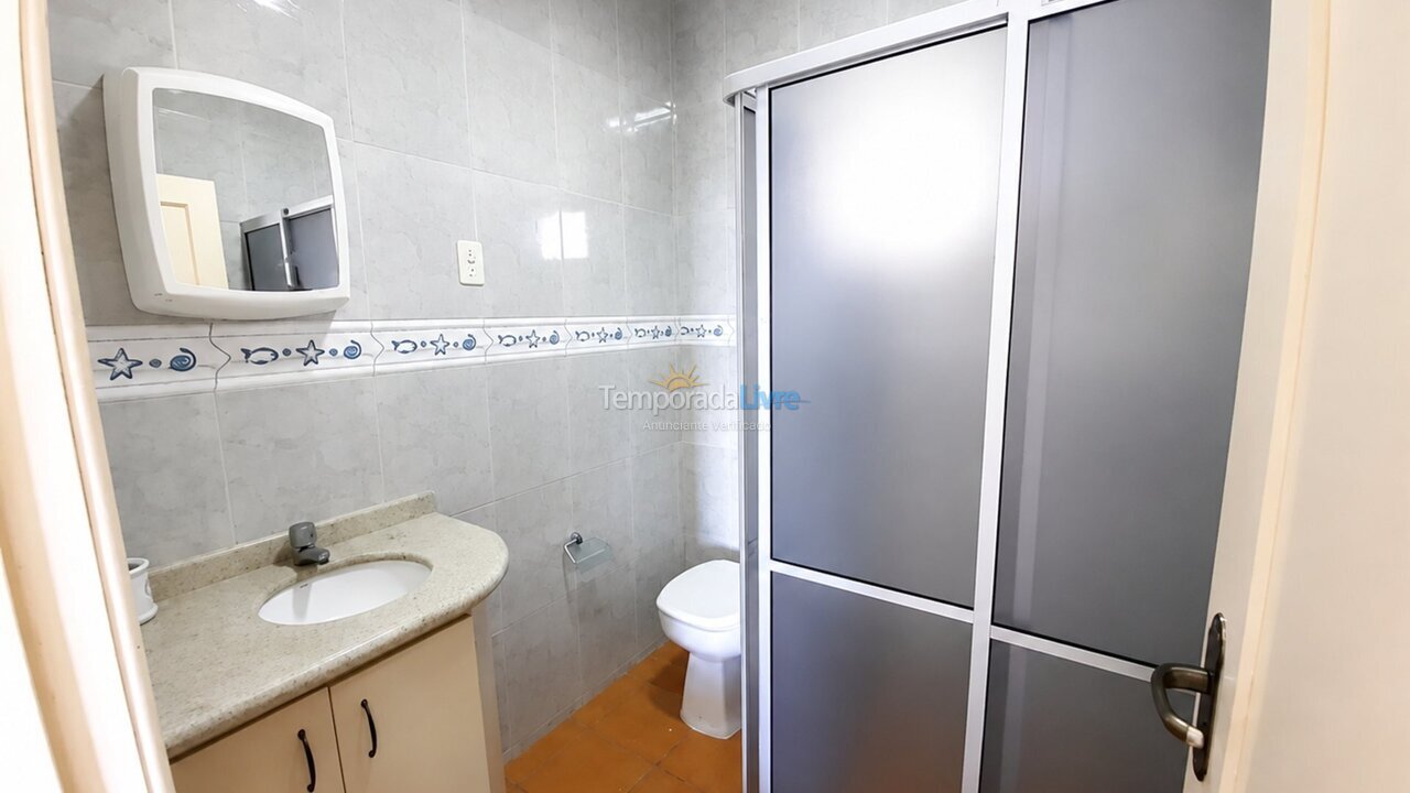 Apartamento para aluguel de temporada em Bombinhas (Praia de Bombas)