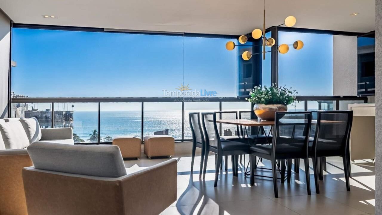Apartamento para aluguel de temporada em Bombinhas (Praia de Bombas)