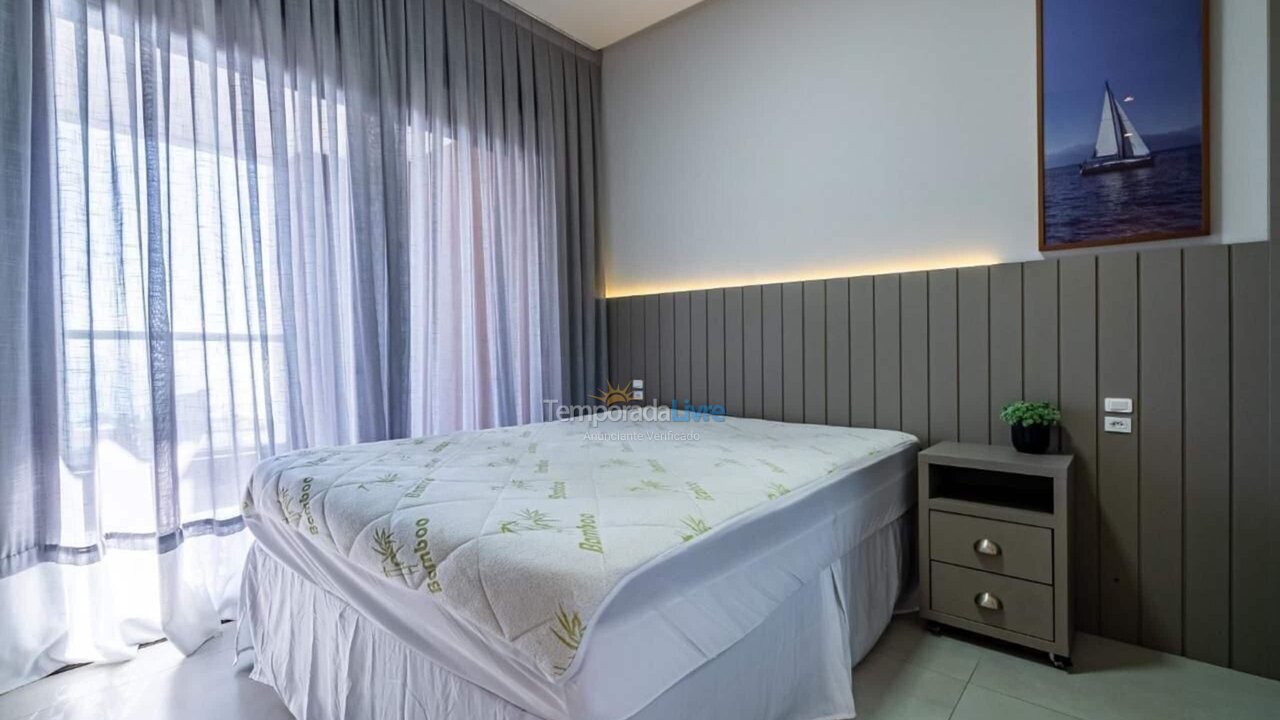 Apartamento para aluguel de temporada em Bombinhas (Praia de Bombas)
