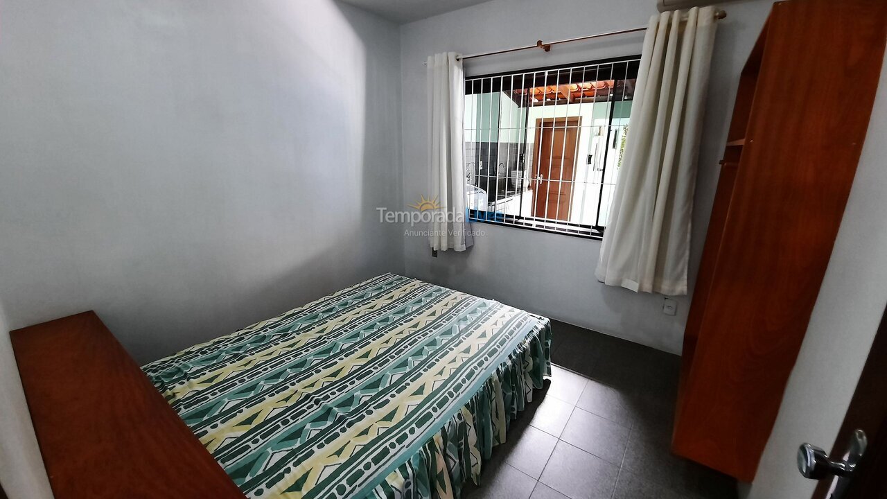 Casa para alquiler de vacaciones em Bombinhas (Praia de Bombas)