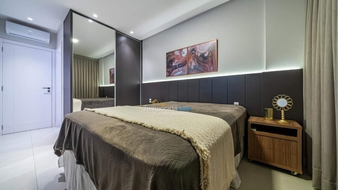 Apartamento para aluguel de temporada em Bombinhas (Praia de Bombas)