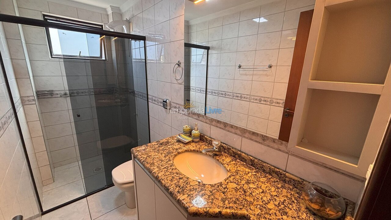 Apartamento para alquiler de vacaciones em Bombinhas (Praia de Bombas)