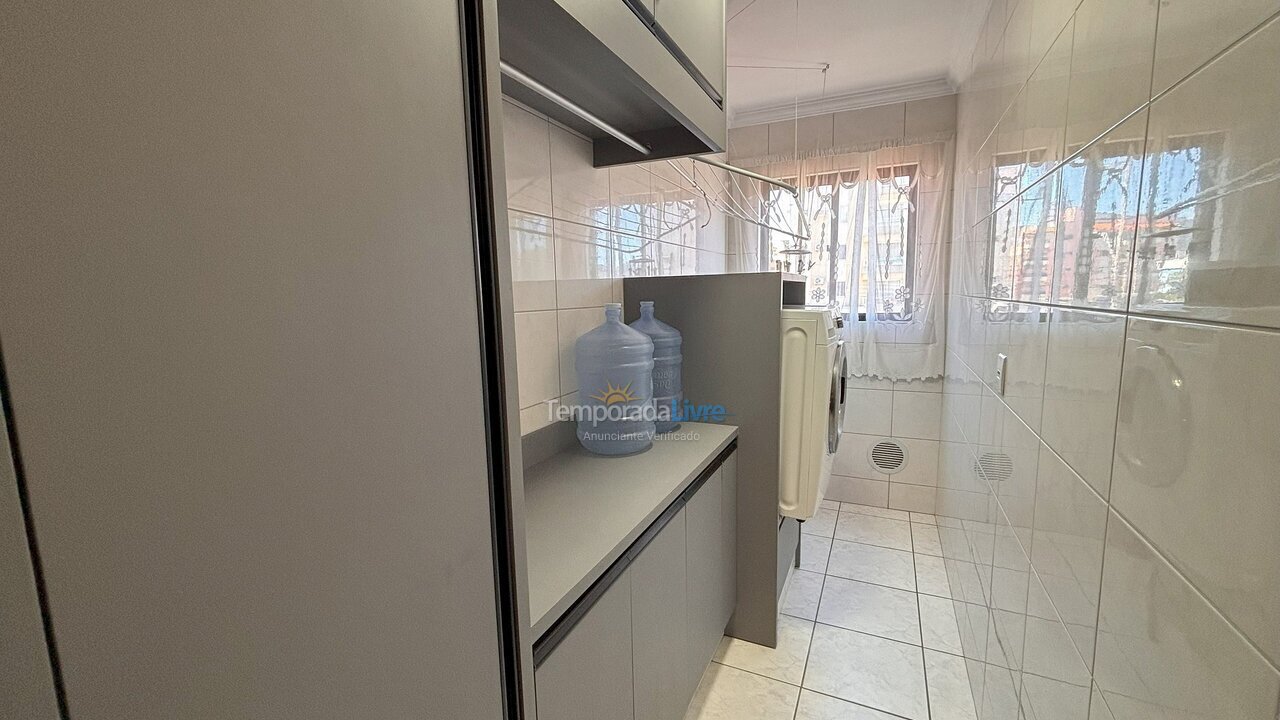 Apartamento para alquiler de vacaciones em Bombinhas (Praia de Bombas)