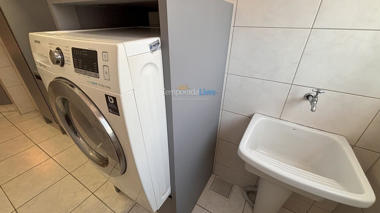 Apartamento para alquiler de vacaciones em Bombinhas (Praia de Bombas)