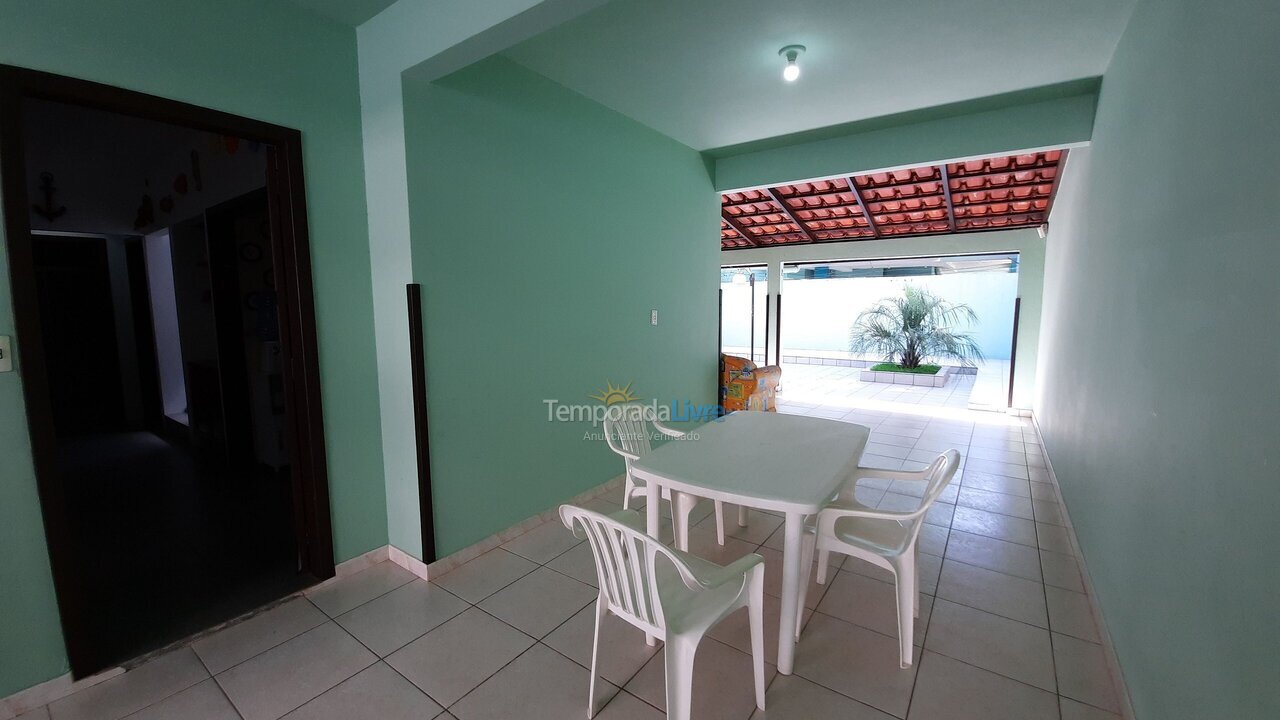 Casa para alquiler de vacaciones em Bombinhas (Praia de Bombas)