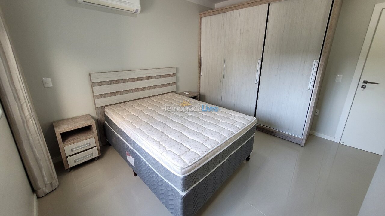 Apartment for vacation rental in Bombinhas (Canto Grande)