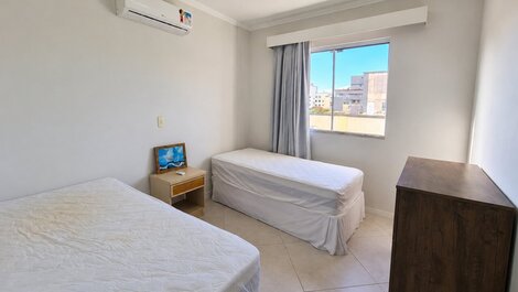 115- Apartamento a 250 m de la playa de Bombas con barbacoa.