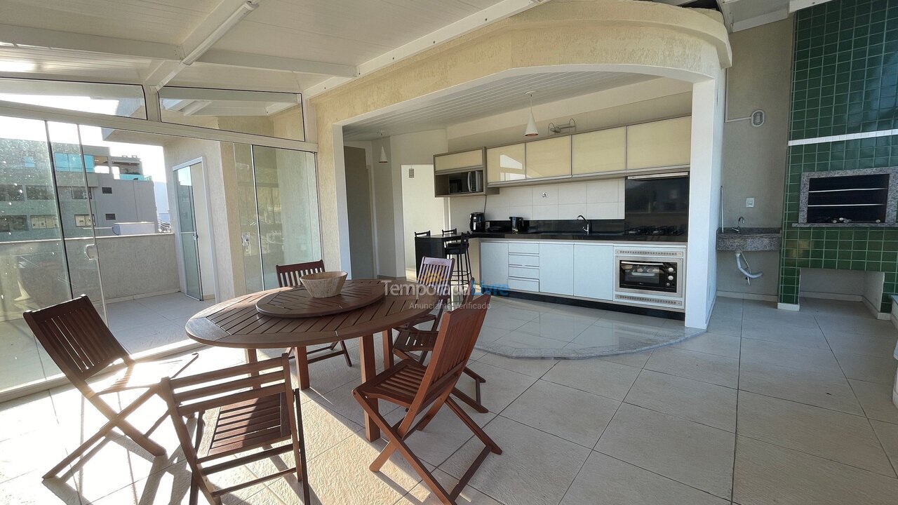 Apartment for vacation rental in Bombinhas (Praia de Bombas)