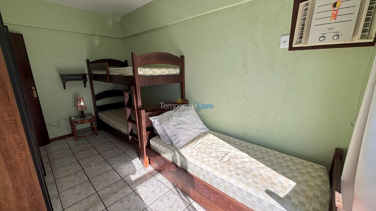 Apartamento para aluguel de temporada em Bombinhas (Praia de Bombas)