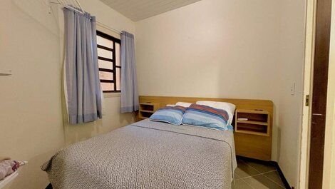 Casa con 5 habitaciones, a 150 m de la playa | Bombas