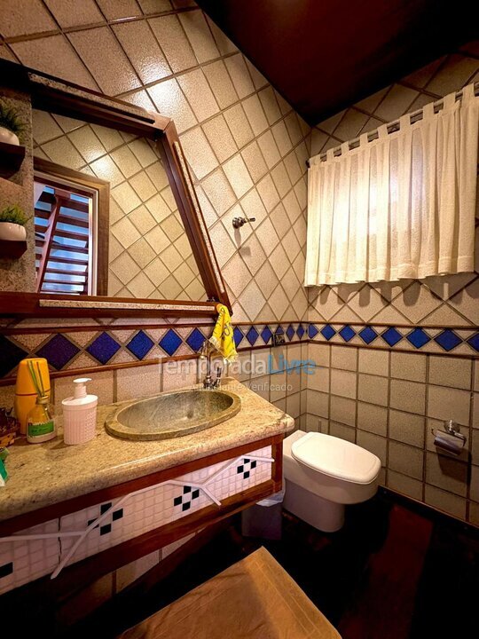 Casa para alquiler de vacaciones em Bombinhas (Praia de Bombas)