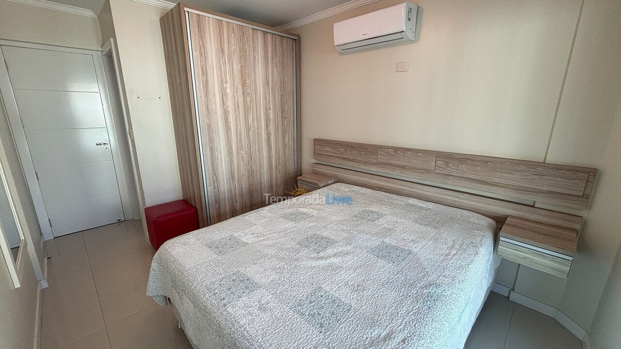 Apartment for vacation rental in Bombinhas (Praia de Bombas)