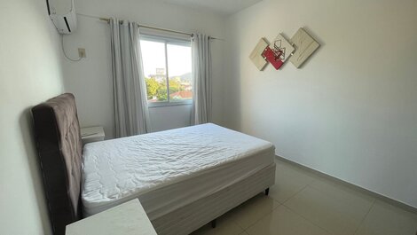 180- Penthouse for 6 people 50 meters from Bombas Beach
