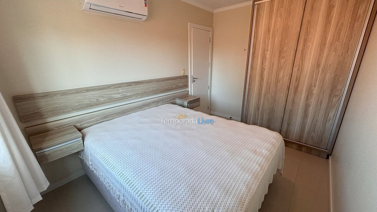 Apartment for vacation rental in Bombinhas (Praia de Bombas)