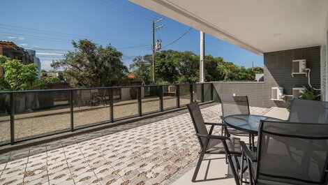 L004 - Garden Apartment 250m from the Sea in Canto Grande