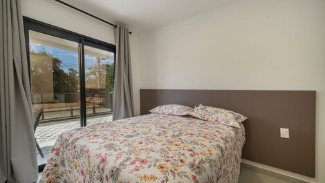 L004 - Garden Apartment 250m from the Sea in Canto Grande